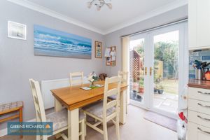 Dining Room- click for photo gallery